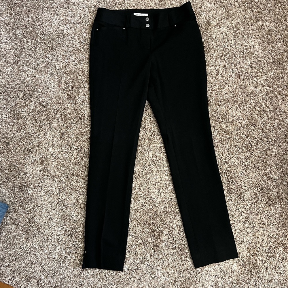 White House Black Market black pant, size 6, new with tags